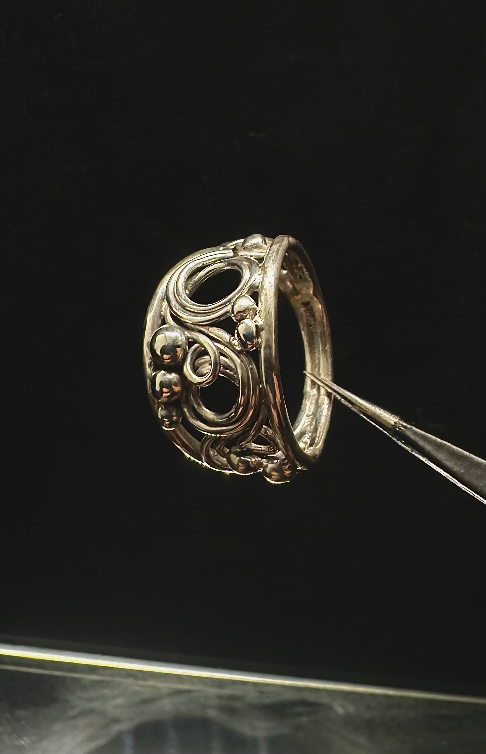 Sterling silver swirl ring